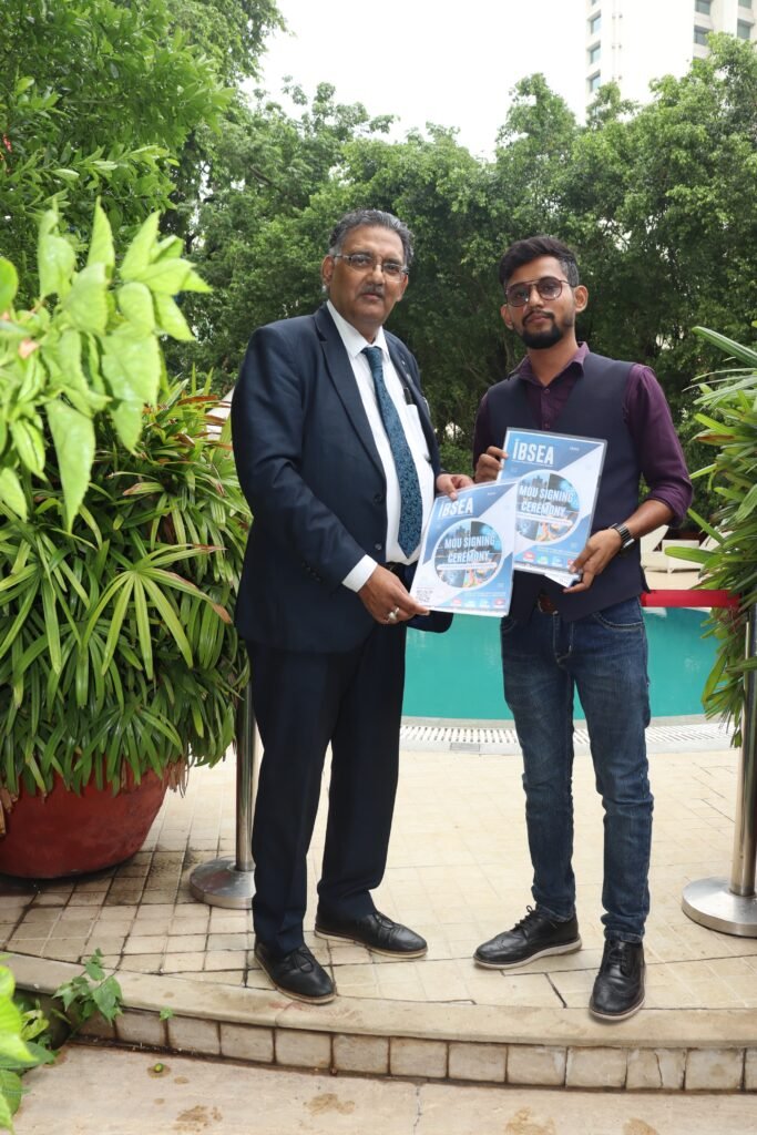 Md Shahzad and indarjeet ghosh signing mou 